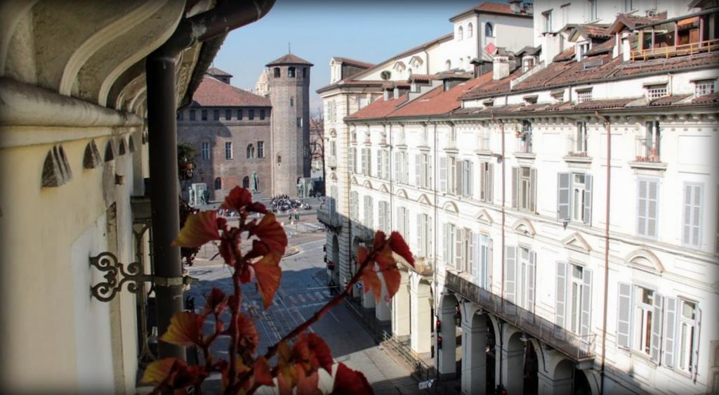 Apartment In The Heart Of *